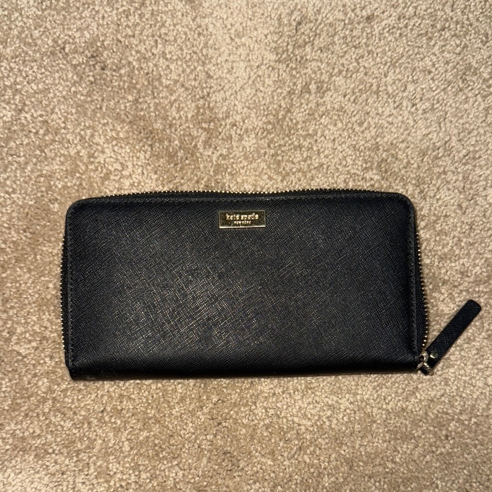 Kate Spade Black Textured Wallet